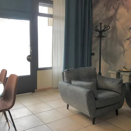Gold-family In For 5 Guest דירה